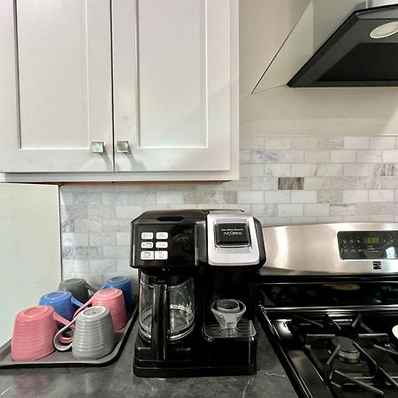 Modern Style Home Near Dt Indy & Major Attractions إنديانابوليس المظهر الخارجي الصورة