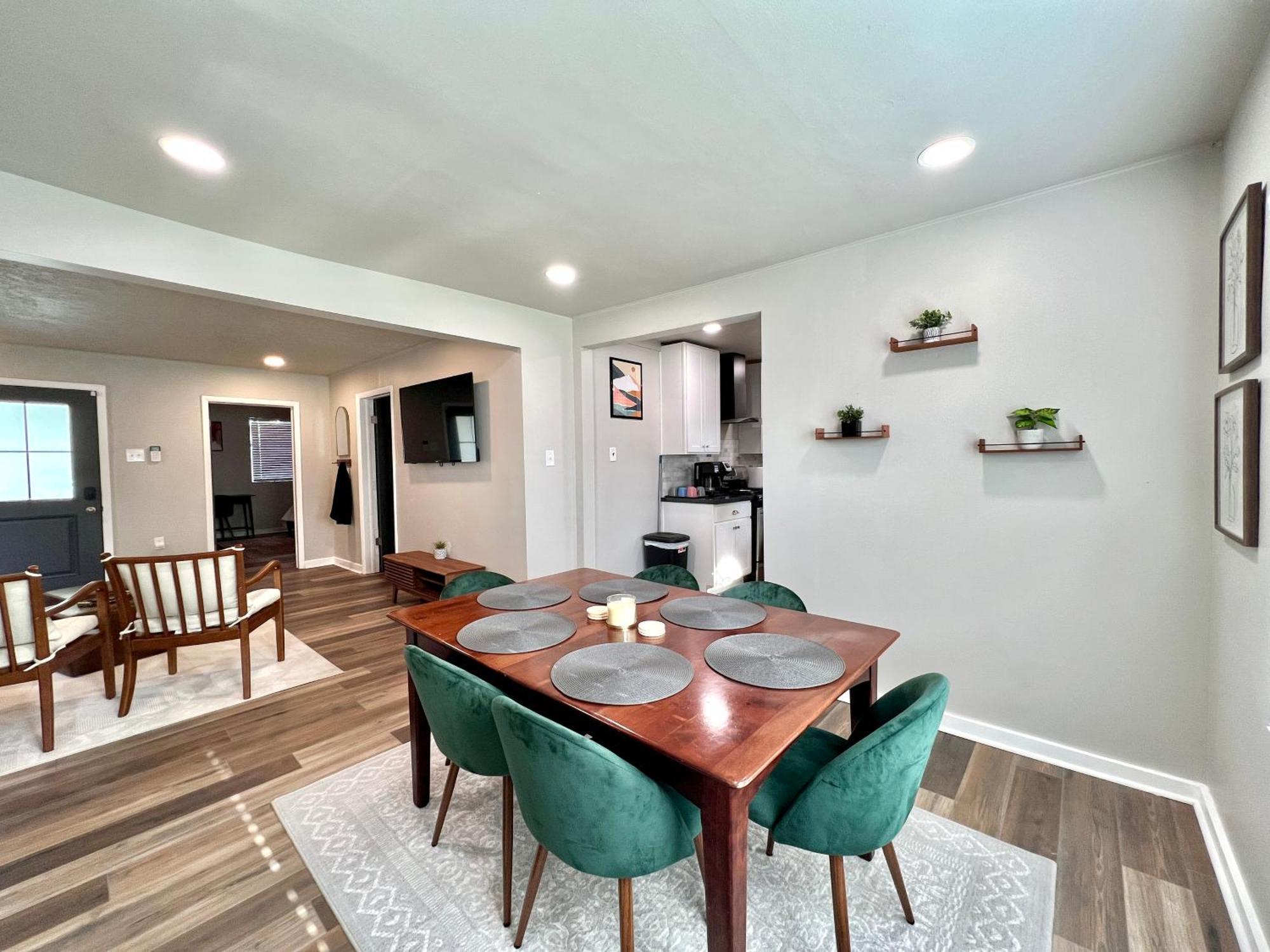 Modern Style Home Near Dt Indy & Major Attractions إنديانابوليس المظهر الخارجي الصورة
