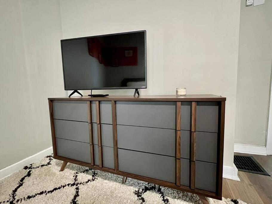 Modern Style Home Near Dt Indy & Major Attractions إنديانابوليس المظهر الخارجي الصورة