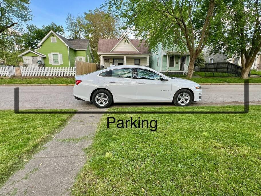 Modern Style Home Near Dt Indy & Major Attractions إنديانابوليس المظهر الخارجي الصورة